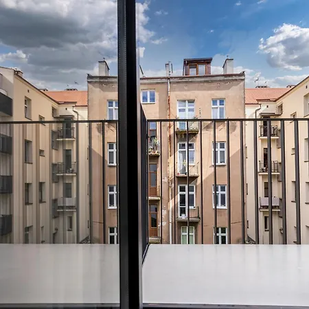 Premium With Air Conditioning, Heart In Cracow *