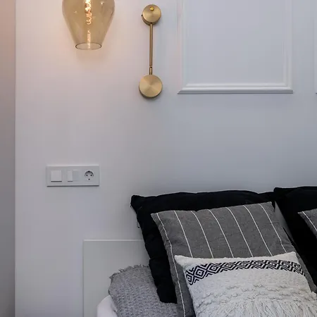Premium With Air Conditioning, Heart In Cracow
