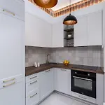 Premium With Air Conditioning, Heart In Cracow 克拉科夫
